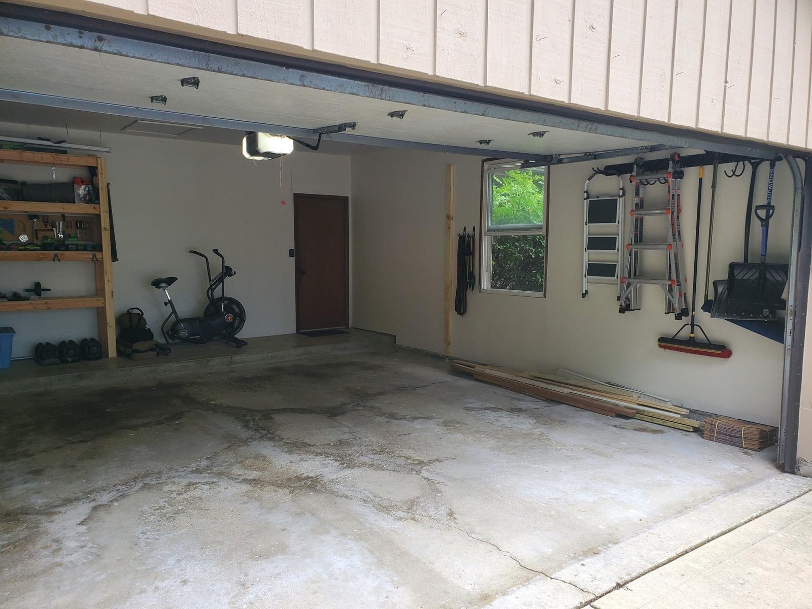 Garage before a custom storage build-out