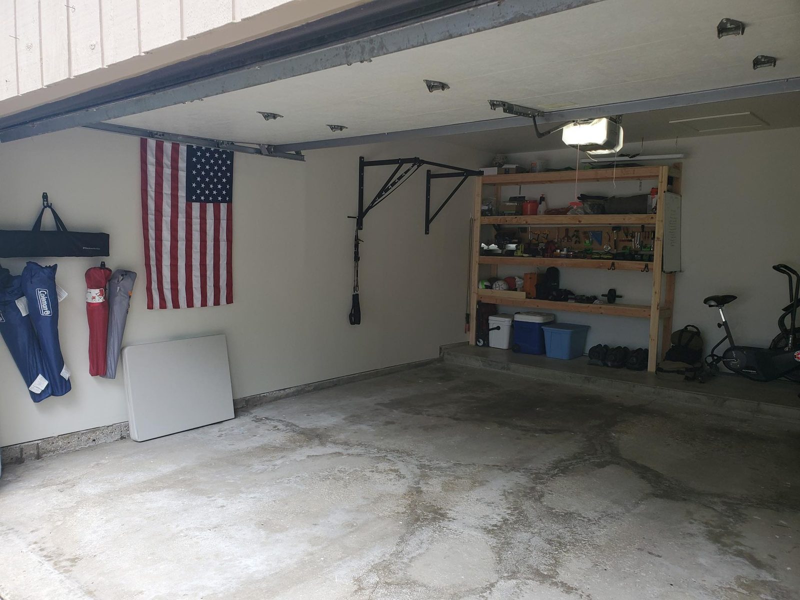 Second garage space before the build-out